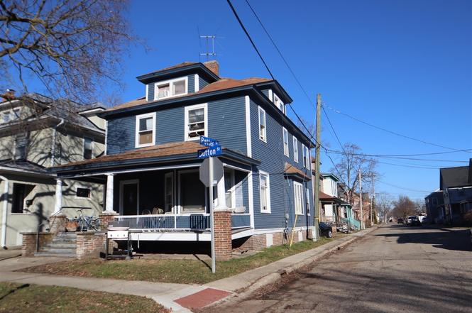 430 W Dutton St