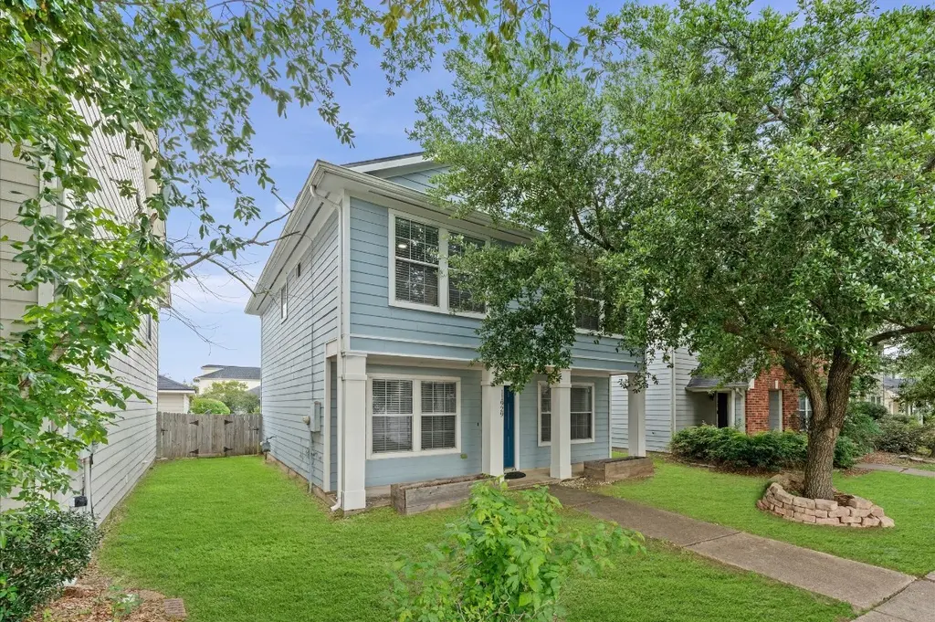 11929 Sanspereil Dr