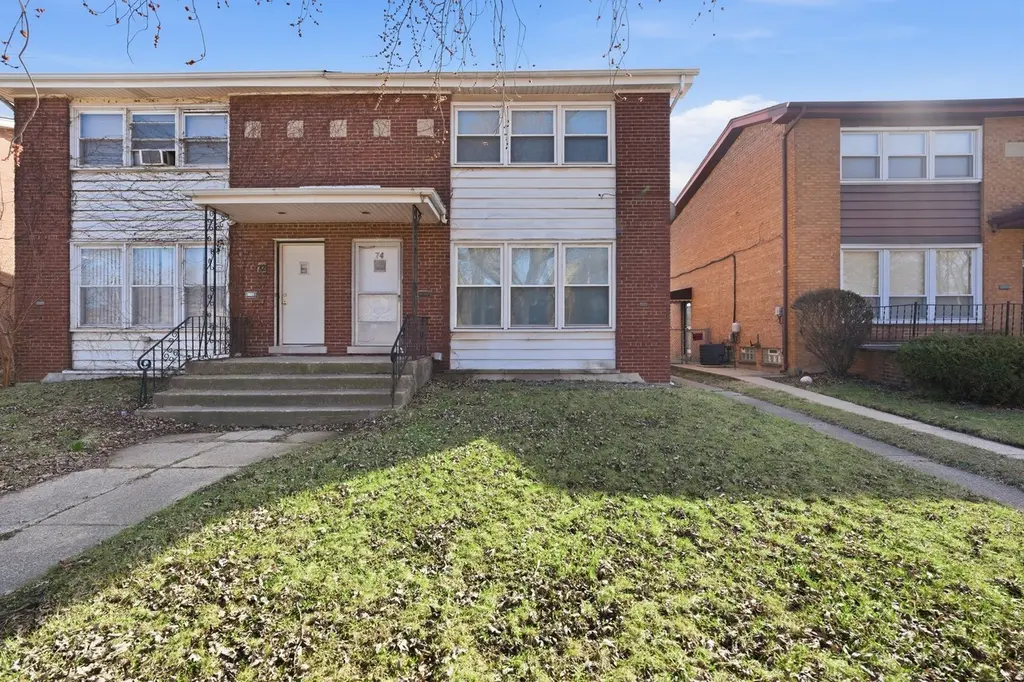74 W 140th St