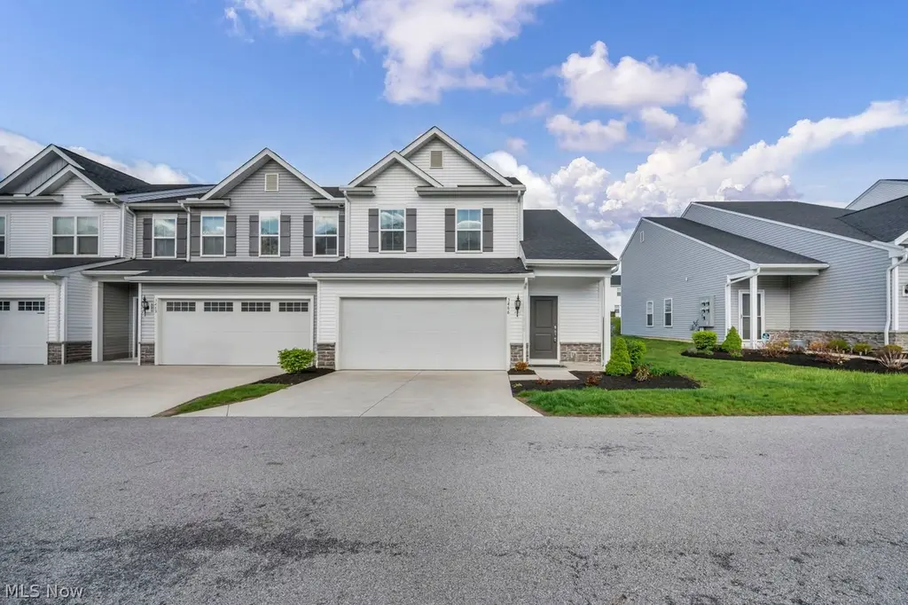 3466 Magnolia Ln