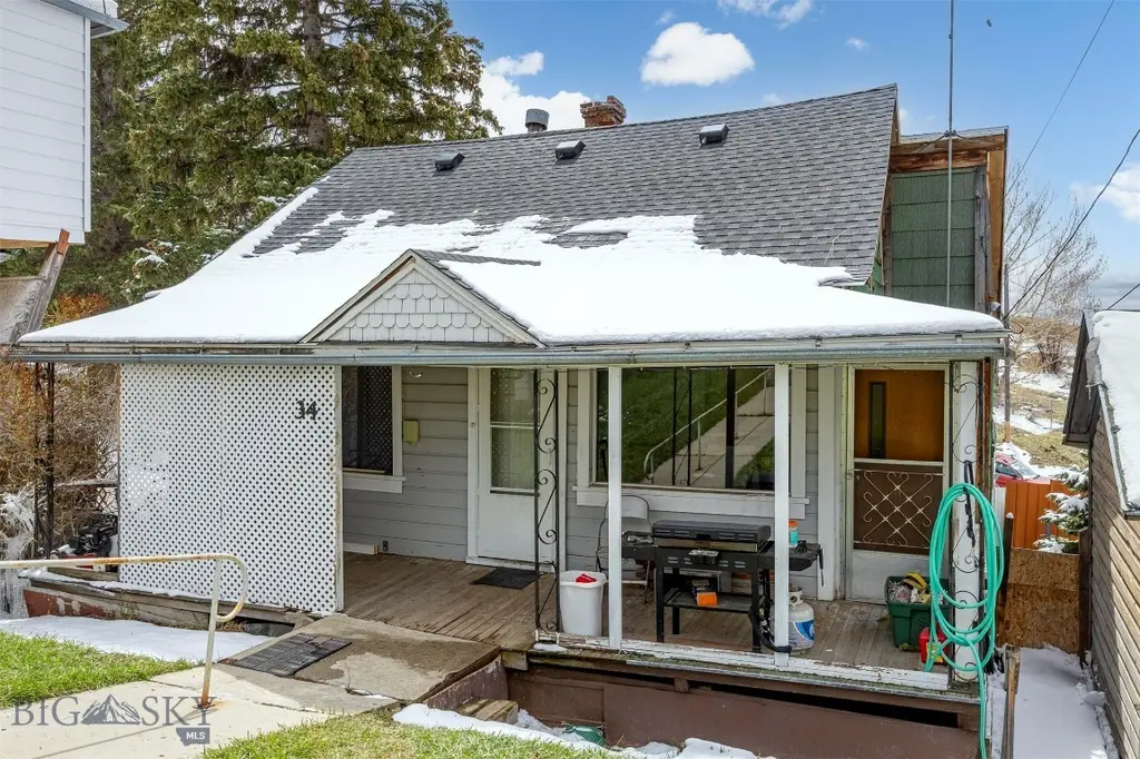 34 E Center St