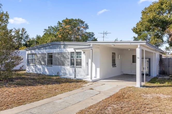 920 Hacienda Ct