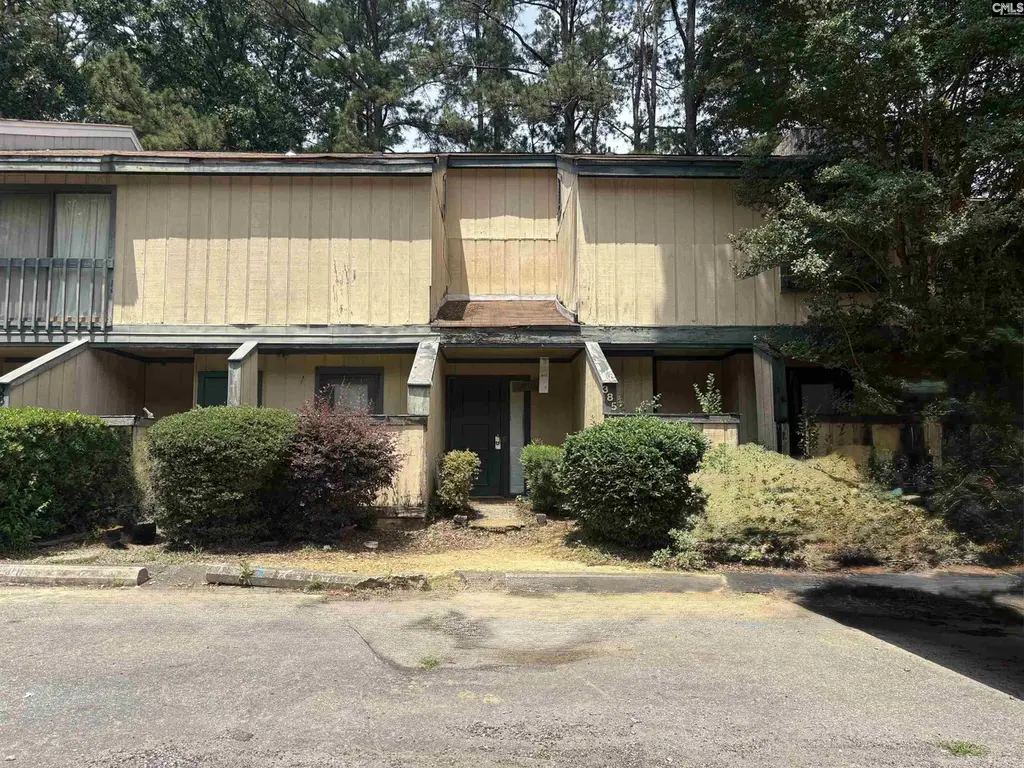 385 Hickory Hill Dr