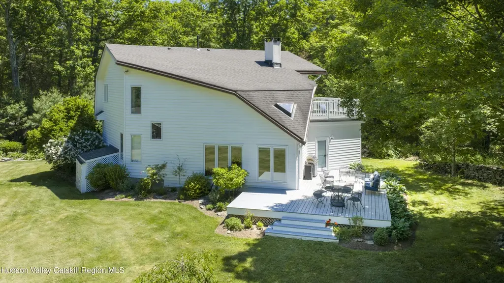 19 Blues Quarry Rd