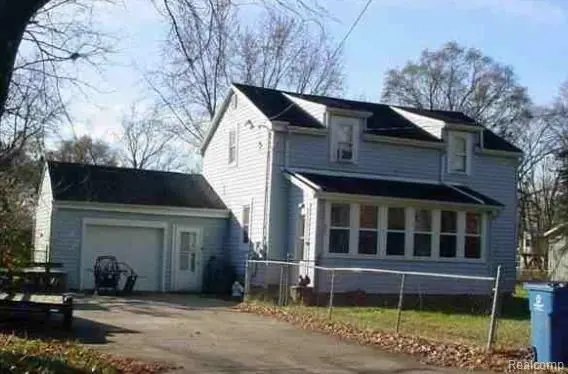 657 Marie Ave