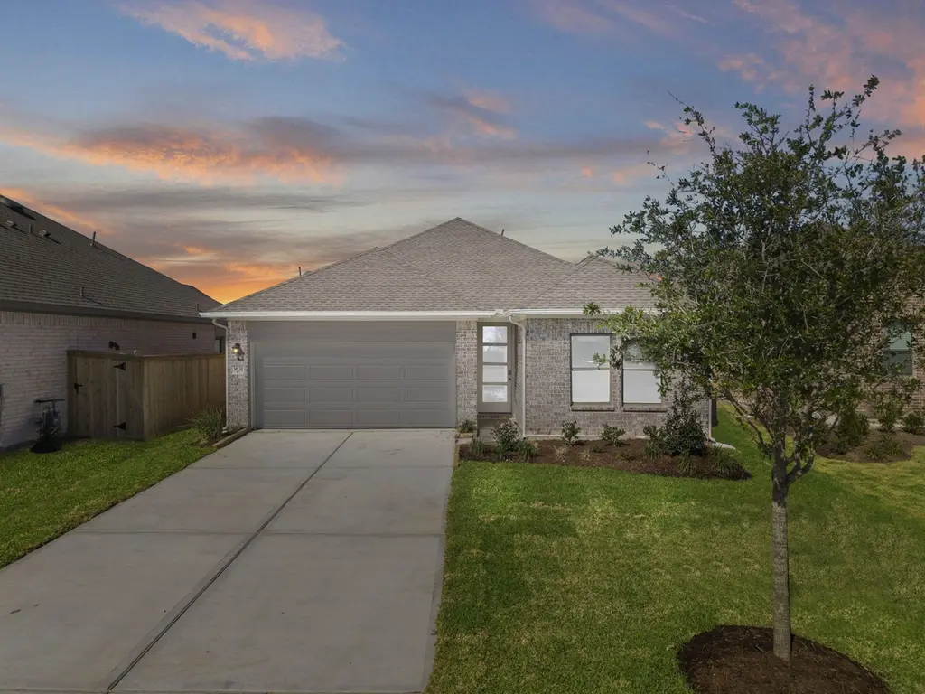 3631 Atlas Point Ln