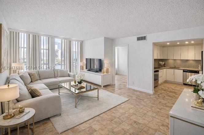 801 Three Islands Blvd #411