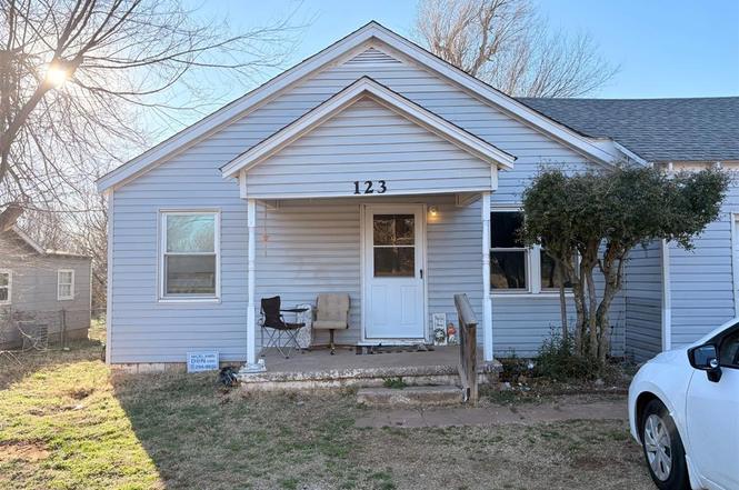 123 Grandview Rd