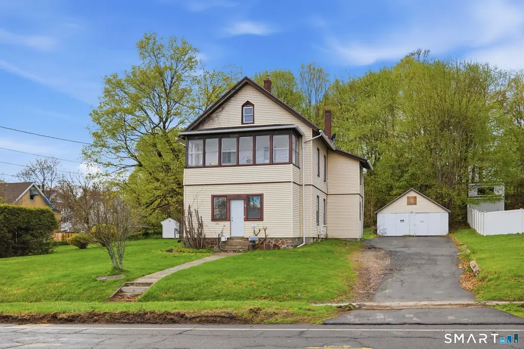 231 Burlington Ave