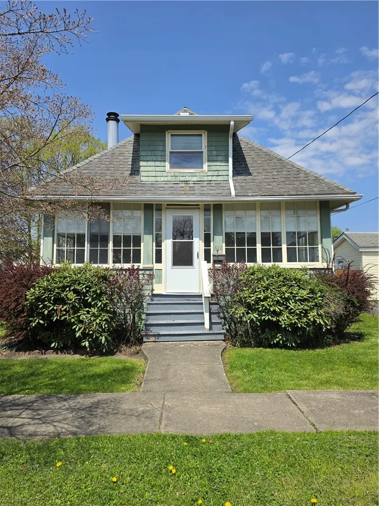 622 Yale St