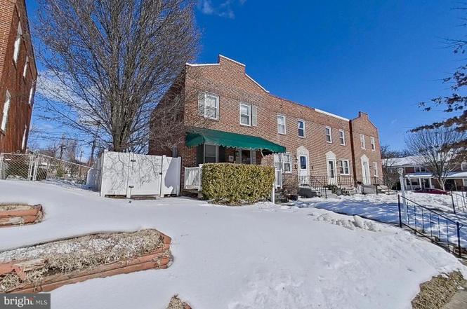 1738 Redwood