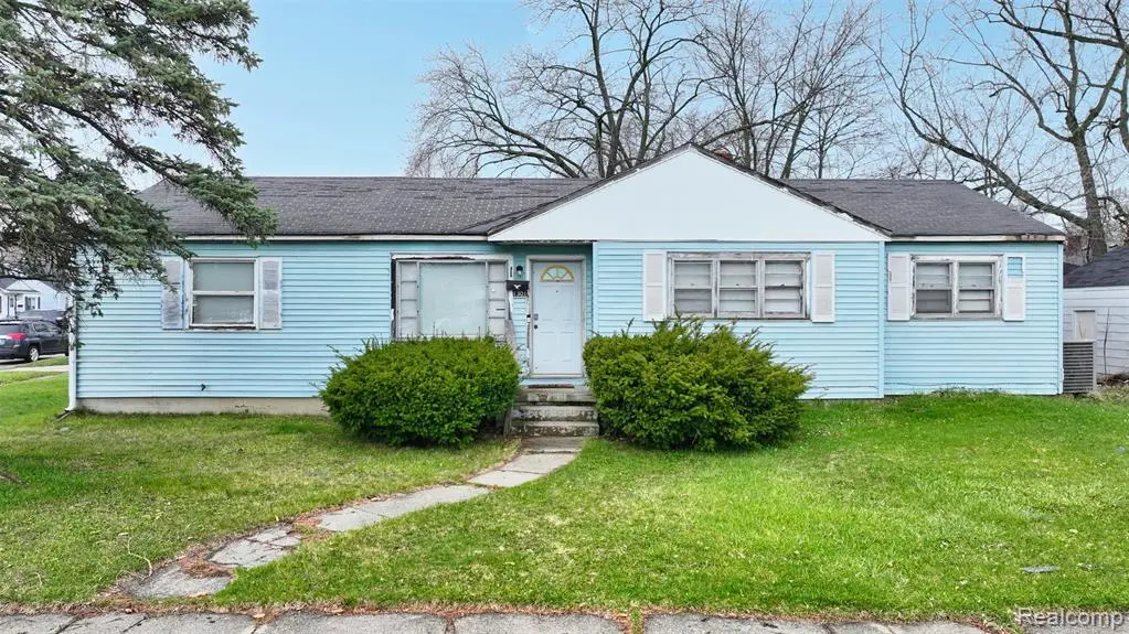 1301 Lavender Ave