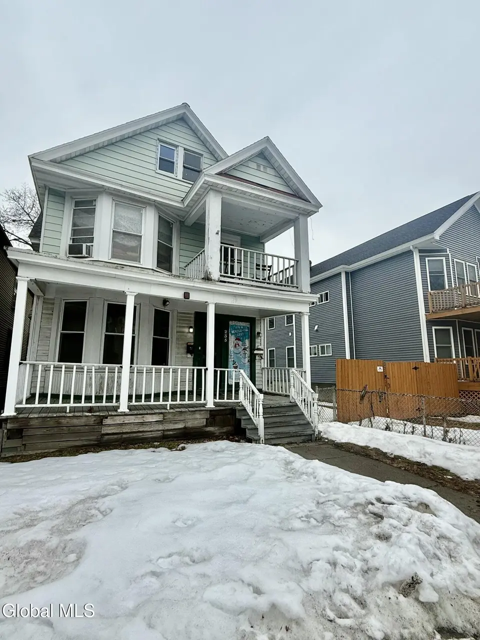 235 6th Ave