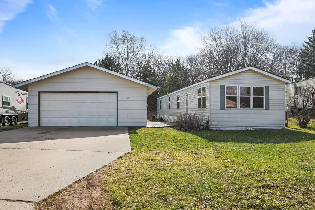 405 Edgar Pl
