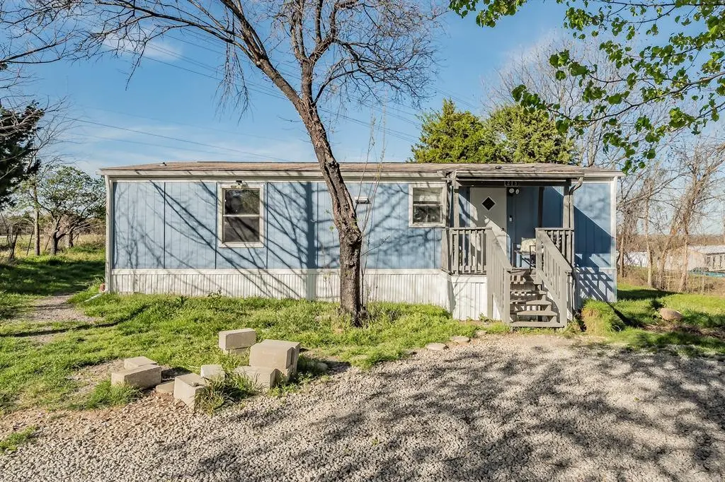 215 Hillside Dr