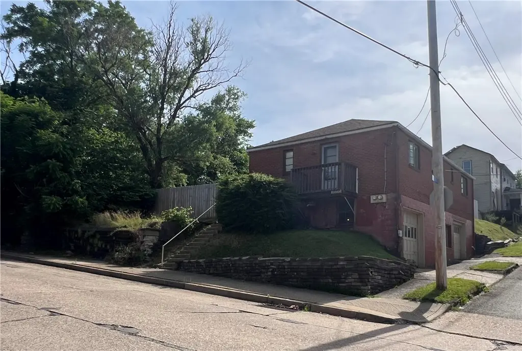 1000 Evans Ave