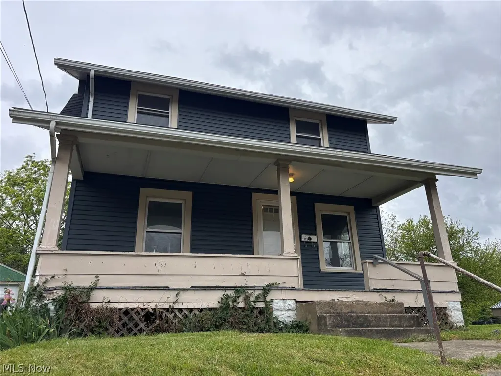 1713 Regal Ave NE