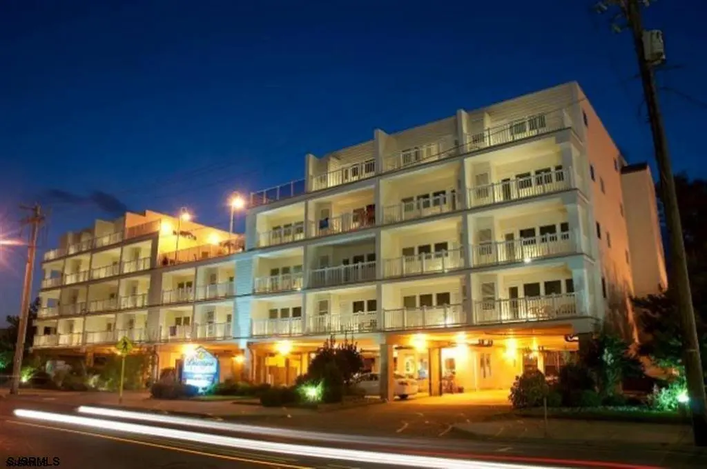 820 Ocean Ave #201