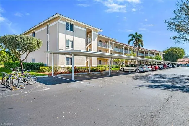 7025 Dennis Cir Unit G202