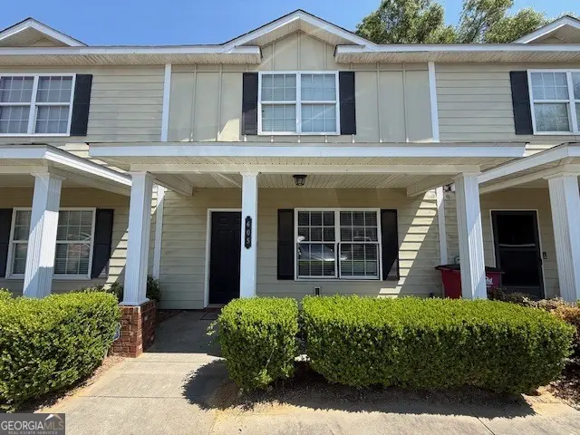 605 Glade Fern Way