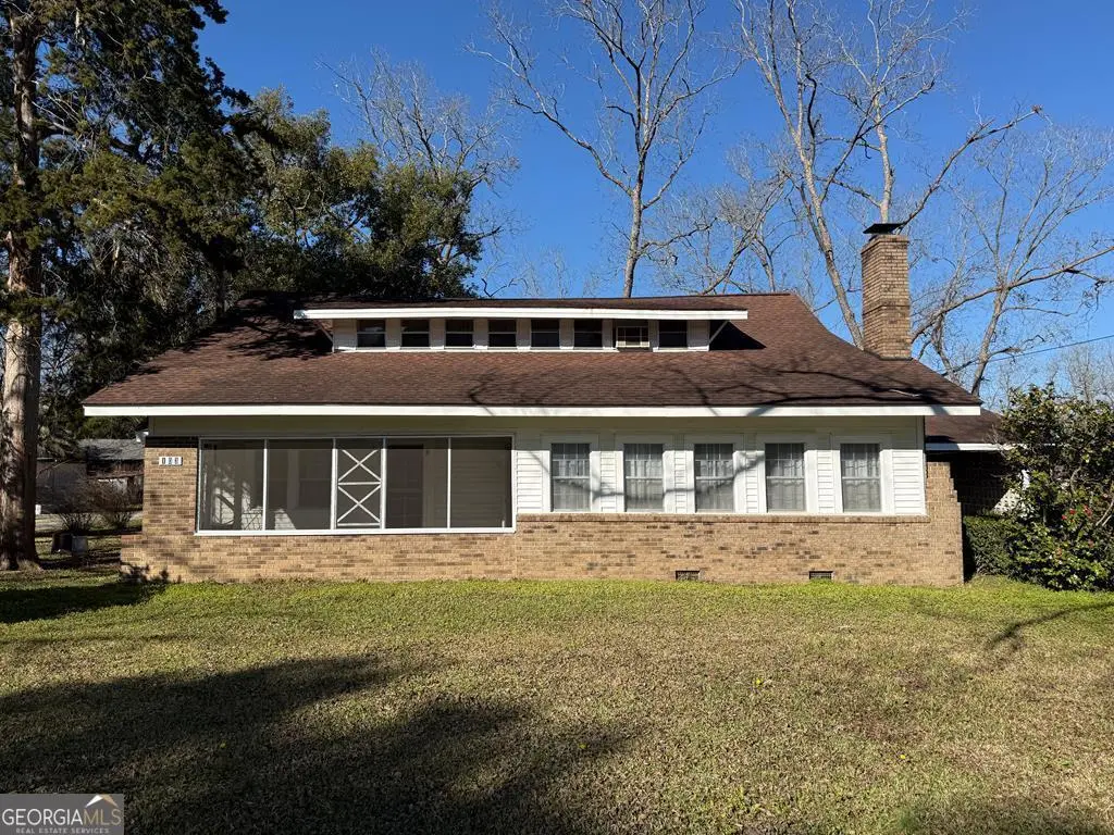 103 Grace Ave