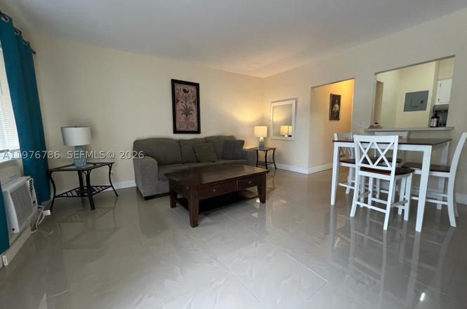 600 Layne Blvd #210