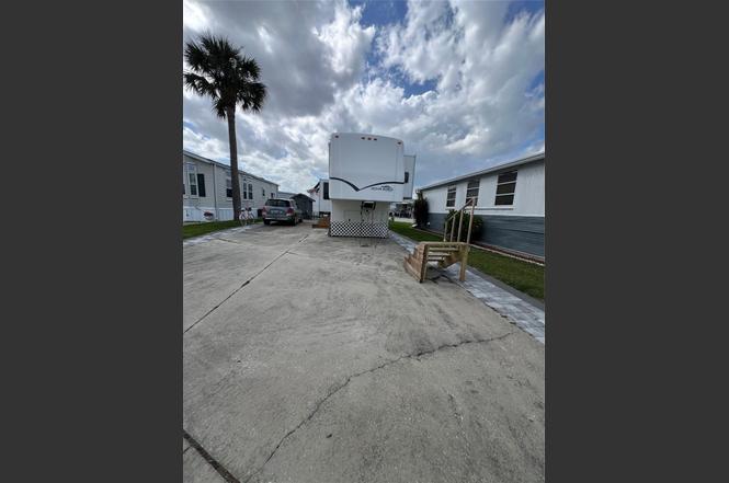5355 SE 64th Ter