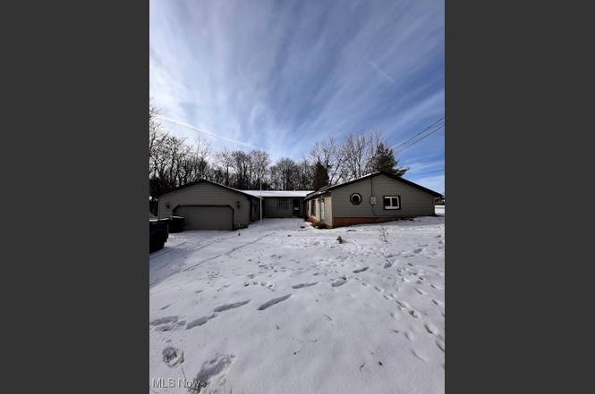 228 Hartman Rd