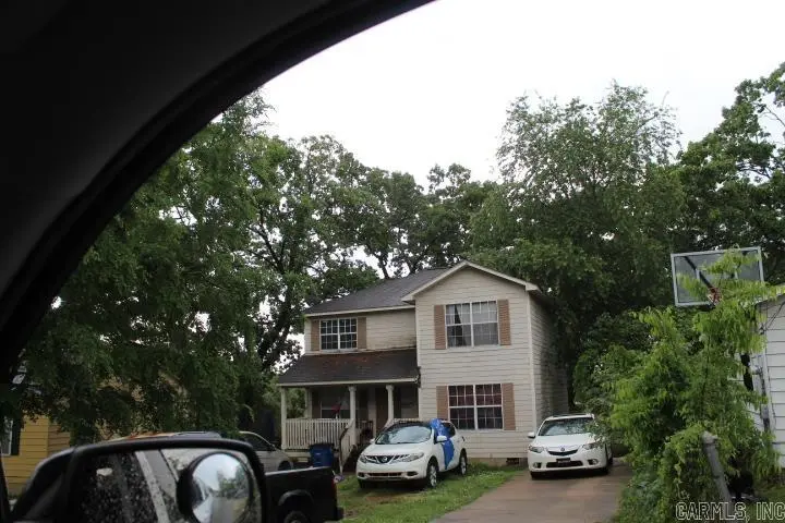 1214 W 48th St