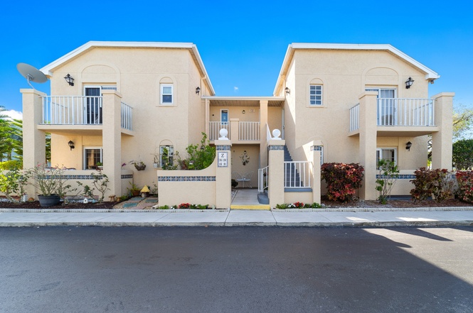 1627 SE Green Acres Cir Unit Z203