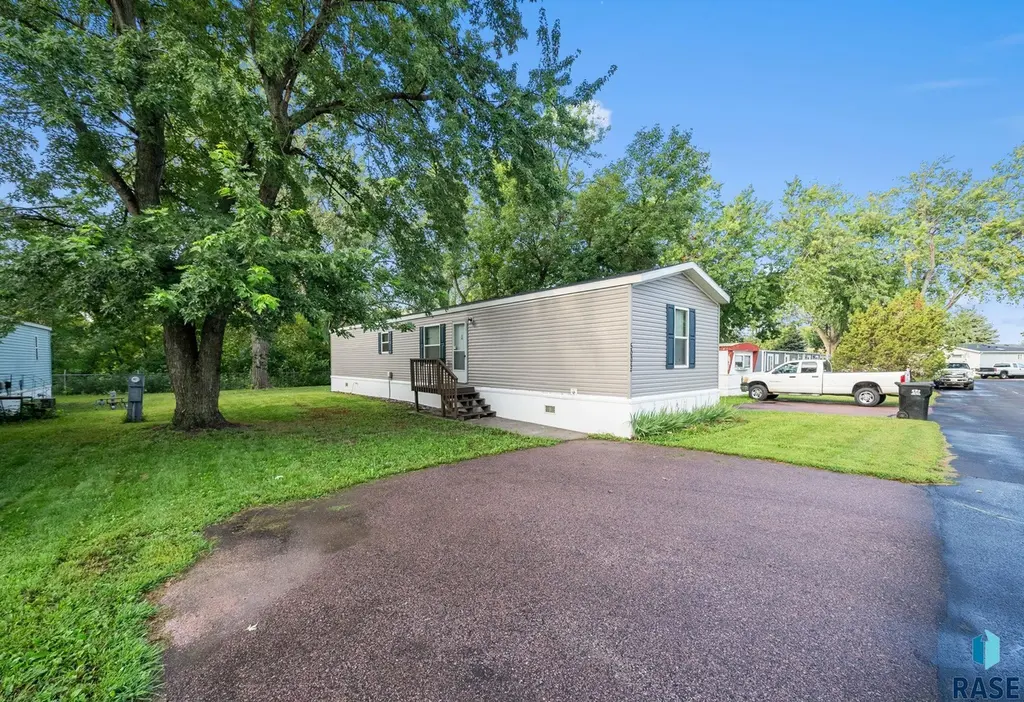 5005 W Alpha Pl Pl