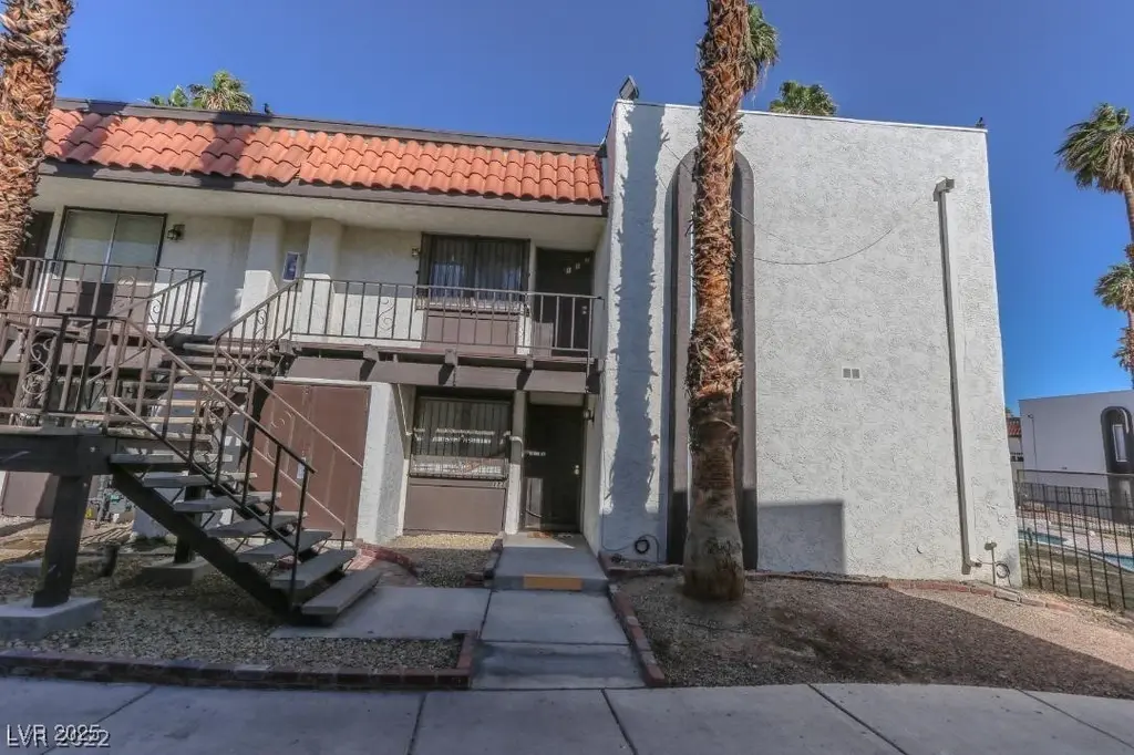 1405 Vegas Valley Dr #112