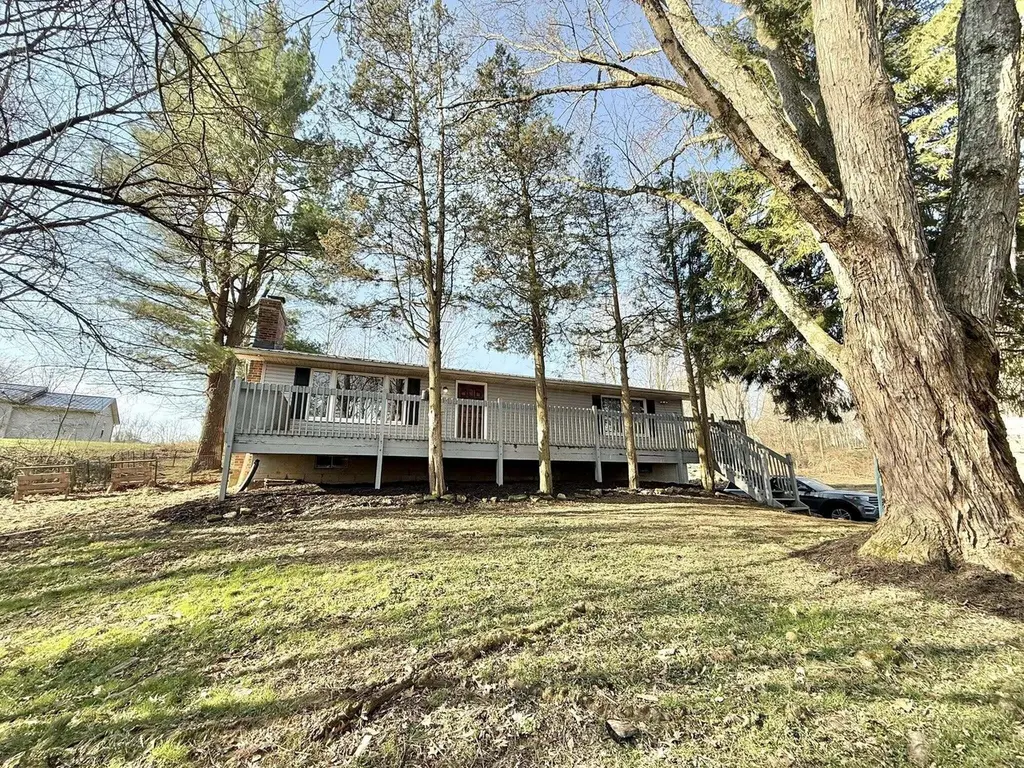 675 Berry Rd