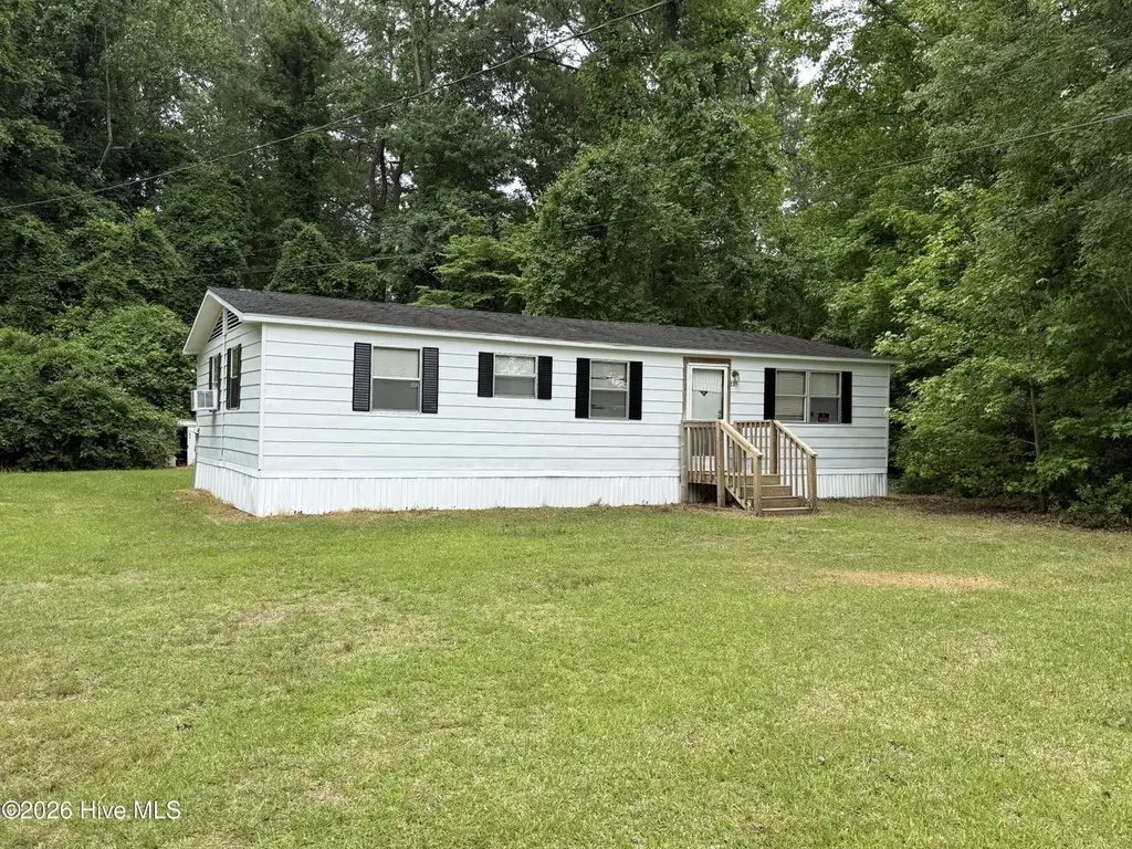 233 Willow Dr