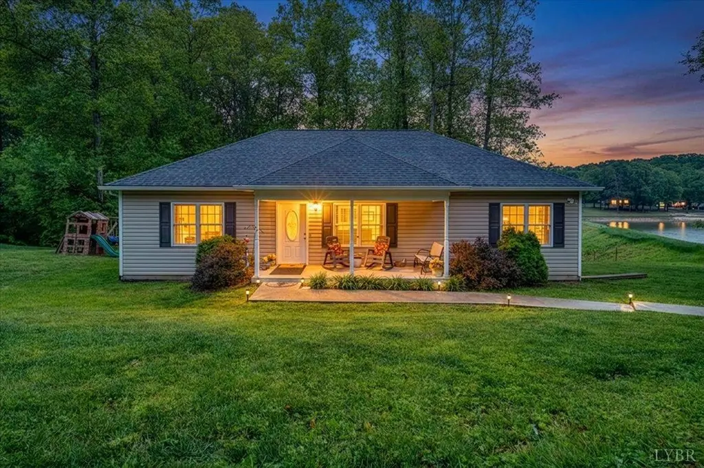1508 Brookville Circle Cir