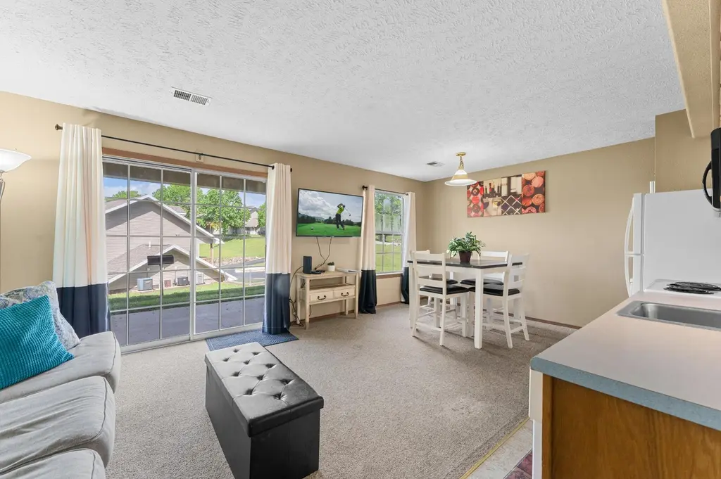 9 Scenic Ct #2
