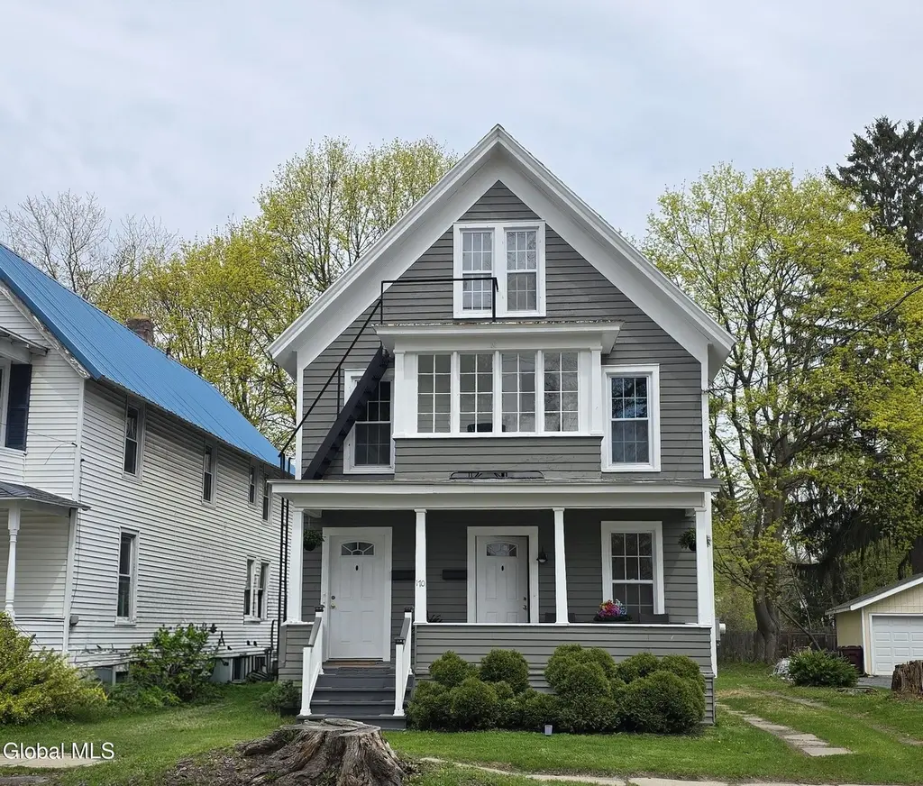 170 Kingsboro Ave