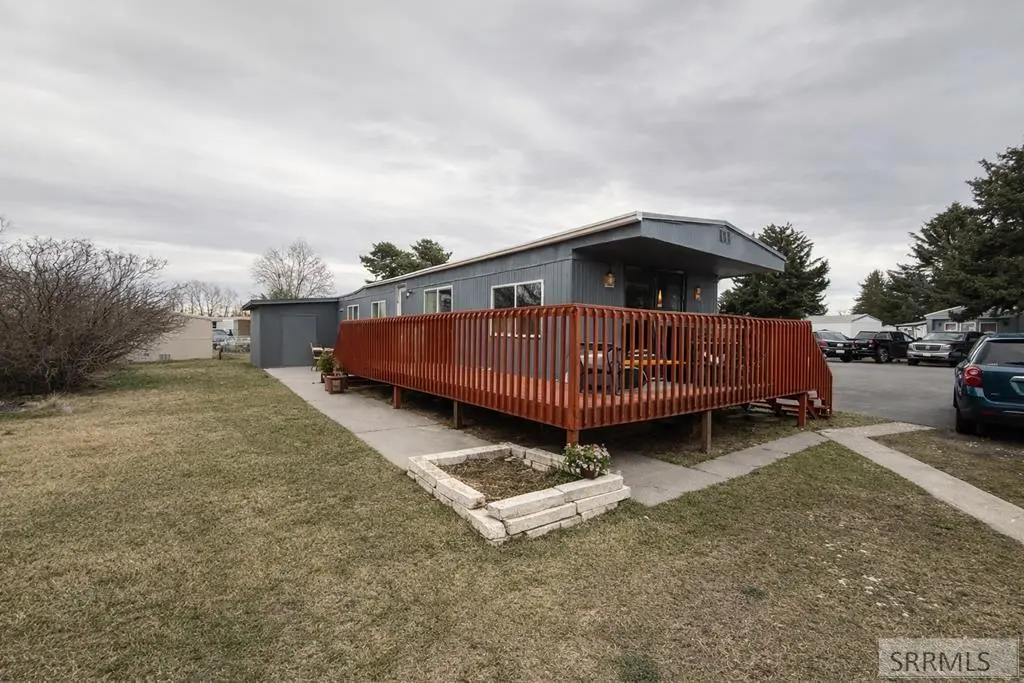 3512 E Elswood Dr