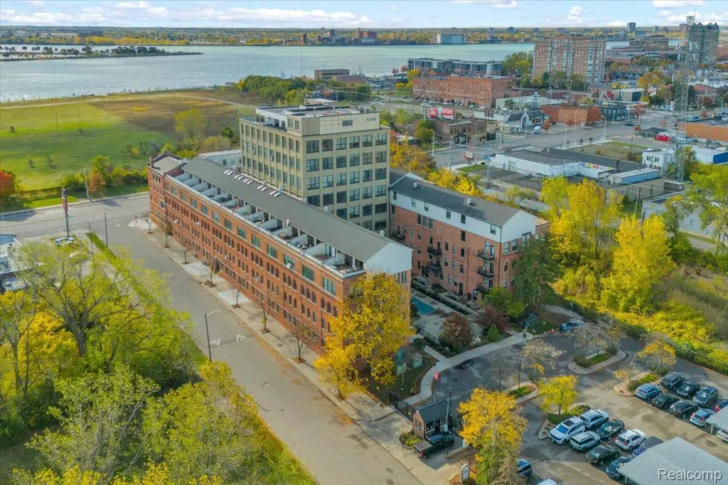 6533 E Jefferson Ave Unit 230T