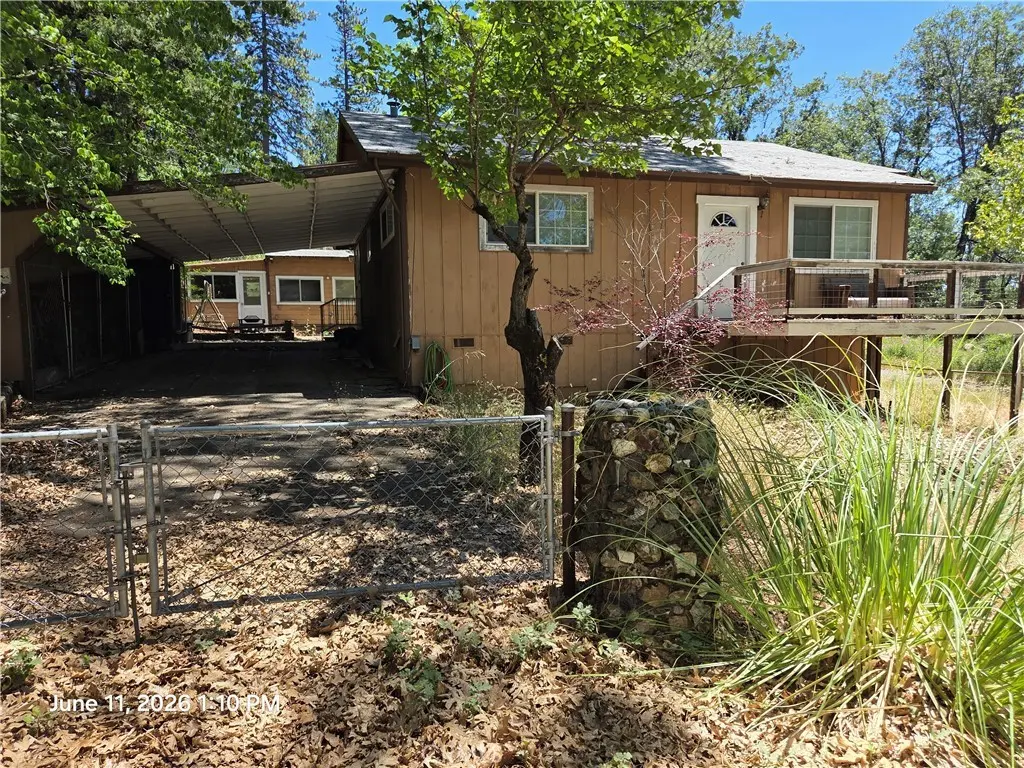 10498 Redwood Rd