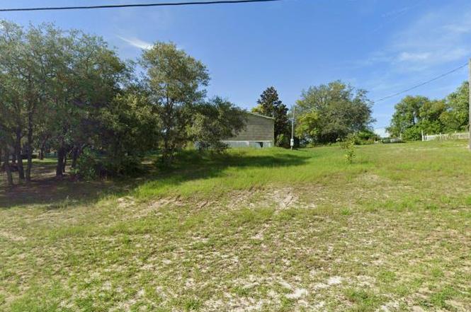 12122 Oneida Dr
