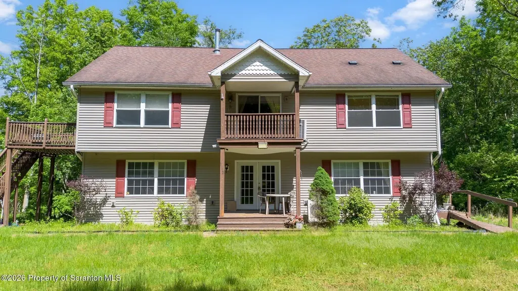 112 Spring Hill Dr