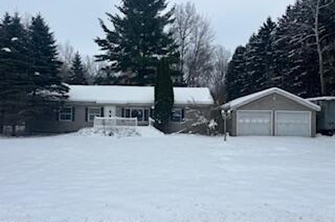 8652 E Colby Rd