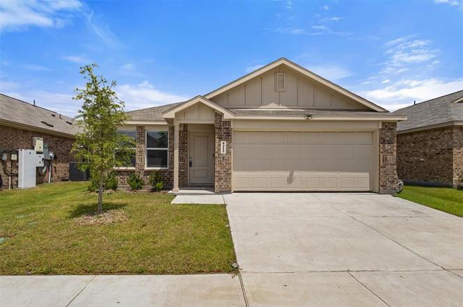 4958 Meadow Glen Dr