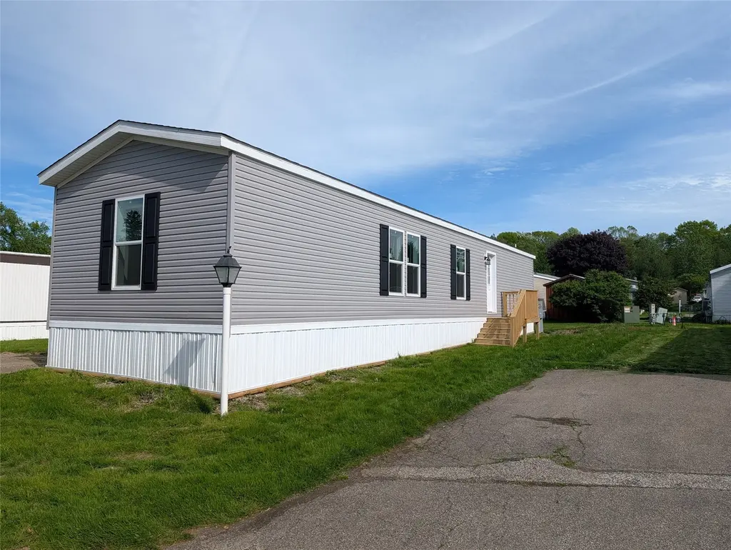 5149 Henderson Rd #83