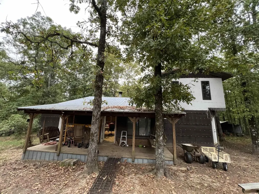 785 Almond Rd