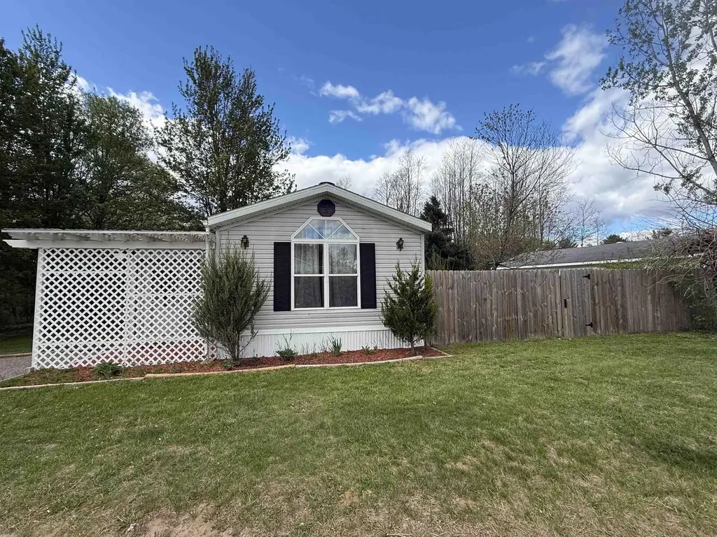 3863 5th Lot 8 Dr