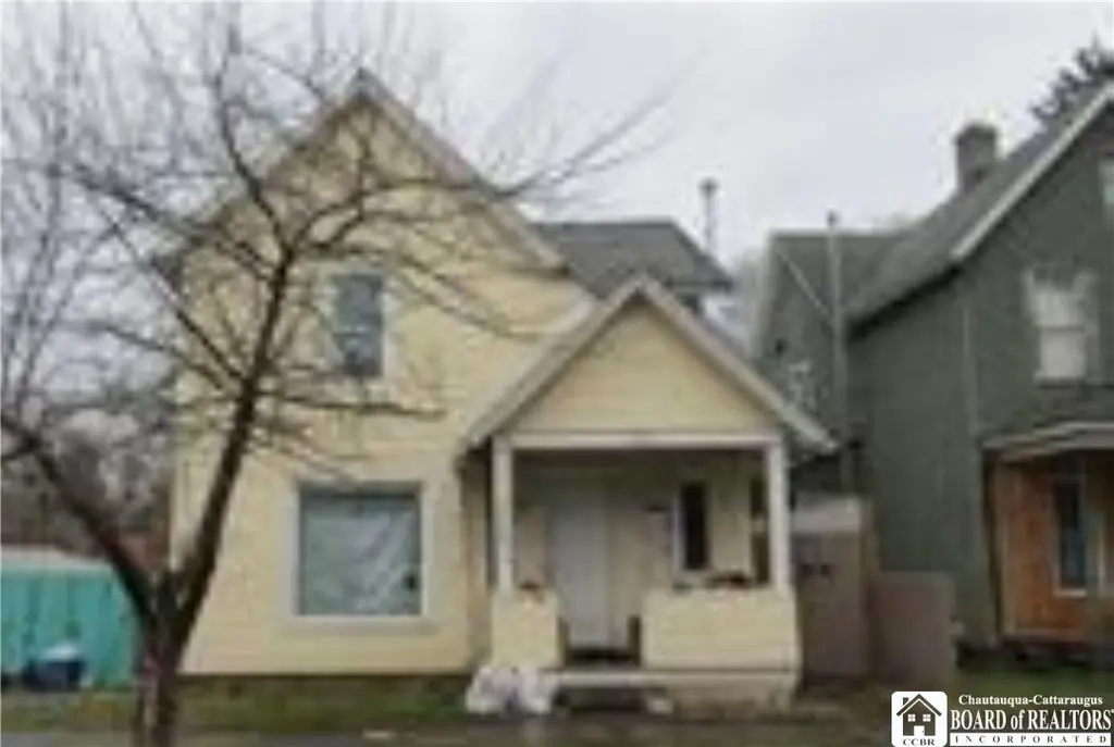 124 W Green St
