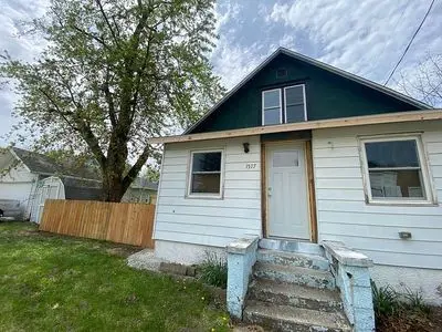 1517 Ashland Ave
