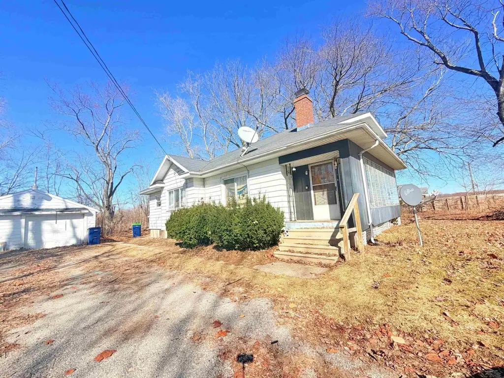 1820 Husen Rd